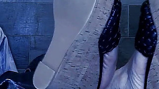 Demon Boss Lady Getz Her Feet Fucked by Black Thug