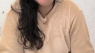 Fingering Pussy Deeply