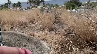 BeENJoY - 2 Risky Shows Off on the Beach Completely Naked in Front of Walkers and Motorists