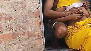 Indian Housewife Outdoor Fucking with Neighbour Brother in Law
