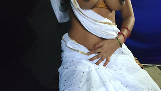 Solo Play by self sexy hot girl showing boobs