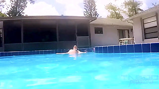 Fucking My Big Ass Bikini Wearing Stepmom Madisin Lee