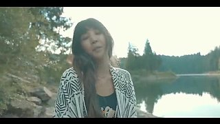 DaringKiara's Hot Summer Flash: Horny Latina Flashes Pussy & Tits at the Lake