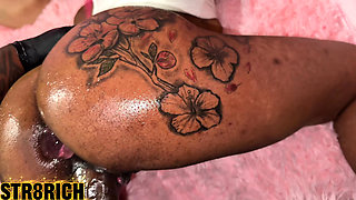 Str8rich Fucking Me After Meeting in the Store Ebony Slut