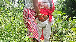 Lal Shut Madam Fucking in Forest with Fubret Student