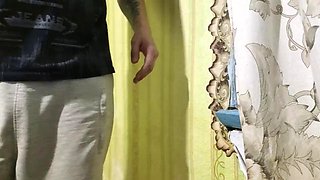 Behind the Scenes Footage of a Bare-ass Sex Bed Transfer