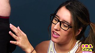 CFNM amateurs 21yo with glasses blowing and jerking dick