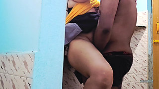 Unexpected sex romantic with Neighbour aunty full video