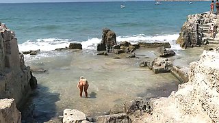 Glamour blonde babe outdoor deepthroat
