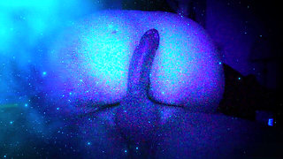 Young Naked Artist Wedges Her Photographer's Stiff Dick Between Her Buttocks for Her Erotic-artistic Experiments