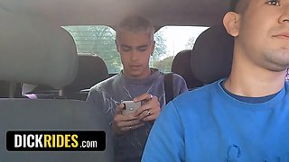 Edipo Rey Jerks Leo Blues Big Cock in Horny Taxi Ride