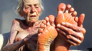 Granny Foot Oil Play - Self Massage Makes Her Horny and Dripping