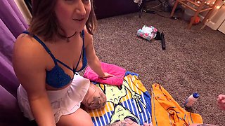 Big-Butt Lesbians Face-Sit in Pool