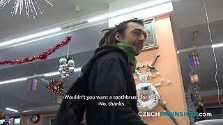 Ali Bordeauxs MILF Ski Blowjob