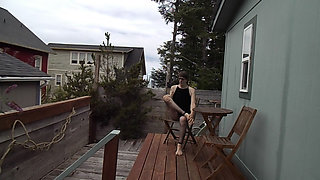 Kevinstockings wears fishnet out on the deck