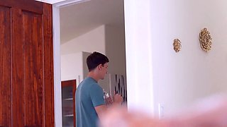 Cock Hungry Stepsis Daisy Bean "I cant Breed with a Fucking
