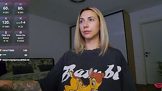 Blonde Teen Solo Masturbation