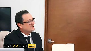 Beautiful blonde Nina Elle gets a throatful of dick - brazzers