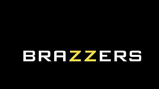 Roadside Pussy Alexis Fawx, Bella Blu / Brazzers