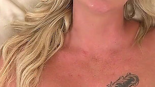 Well Rounded Mature Kacilou From the UK Lets You Enjou Her Big Boobs and Juicy Slit