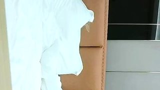 Amateur Asian girlfriend homemade hardcore action