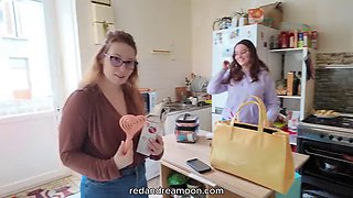 Redandreamoon and Coralielacoquines Sapphic Big Tits Blowjob Duo
