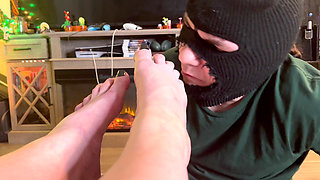 Foot Worship From Giantess POV Tops of Size 16 Feet