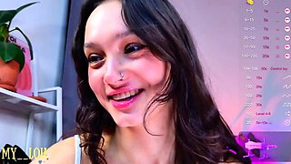 Masturbating piss fetish slut toying her ass
