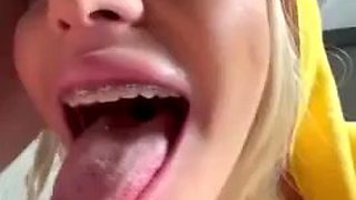 Alegarces666 super-fucking-hot girl pokemon dirty oral job