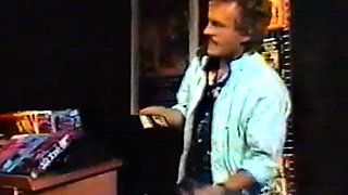 Sexy blonde with hairy cunny doing deep throat vintage style