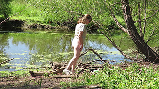 Patricia looking for the rivershore to undress and jerk off.
