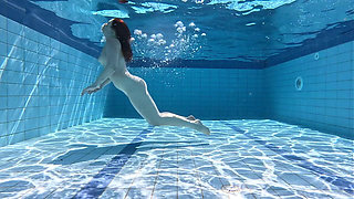 Swimming Fetish - Underwater Swimming Naked