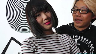 Amateur Thai MILF picked up for a ride