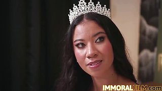 Shy Bride Ameena Green Hides in Room After Family Says Marriage Won't Last - Hardcore Deepthroat