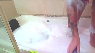 Dp And Anal Gape In The Bathtub