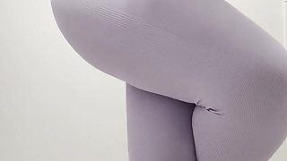 In the Toilet Bouncing Holding My Wee as Long as I Can Pissing My Leggings