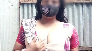 Desi Bhabhi Steamy Bathing Outdoor With Mature Indian Charm