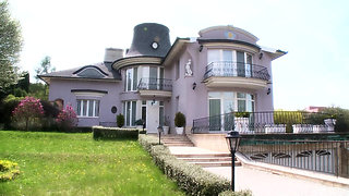 Tattooed Muscle Stud Pounds Blonde and Horny Brunette in Deepthroat-anal Threesome