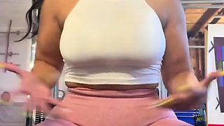 Amateur hottie solo masturbation