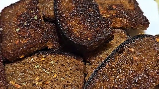 The New Emma's Cooking Show. S1e2: Garlic Breads and Naked Tits.