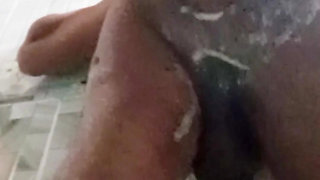 A sexy Muslim wife fuck her husband  big ass heardly in the bathroom.