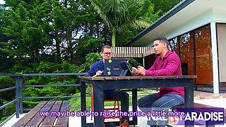 Anal Sex in the Middle of a Natural Landscape and a Girl Who's in the Mood for Some Fun