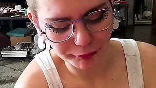 Teen Pays the Rent with a Blow Job