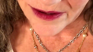 Hot Stepmother-in-law Seduces with Best Blowjob & Swallow! Maxxximummilf