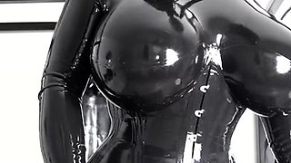 Amateur Blonde With BIG BOOBS Hot Free Cam Show