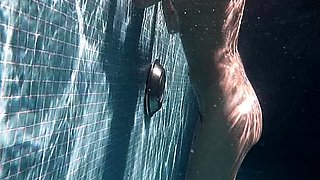 Reality european amateur sucks cock for cash outdoors