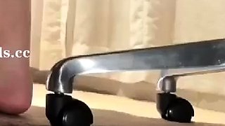 Chinese Sister Gives Deep Throat Blowjob and Swallows