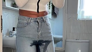 BurstingMeg - Plumber is fixing my toilet but it-s taking