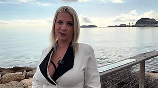 Amateur Blonde Blowjob handjob and cumshot
