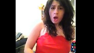 Quiet Sexy Amateur Fingers Herself to Orgasm on Webcam